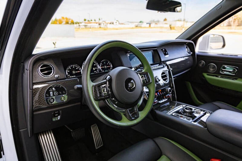 2023 Rolls-Royce Black Badge Cullinan