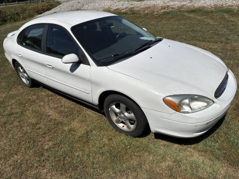2003 Ford Taurus SE