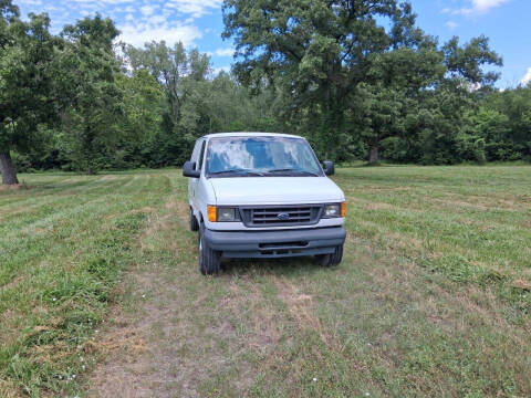 2005 Ford E-Series E-250