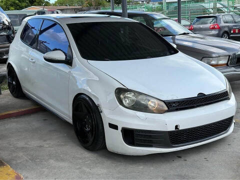 2012 Volkswagen GTI Base PZEV