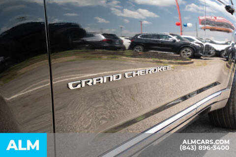 2022 Jeep Grand Cherokee Summit