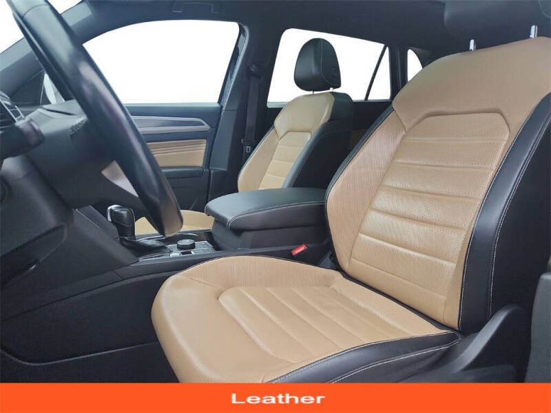 2020 Volkswagen Atlas Cross Sport V6 SEL Premium 4Motion