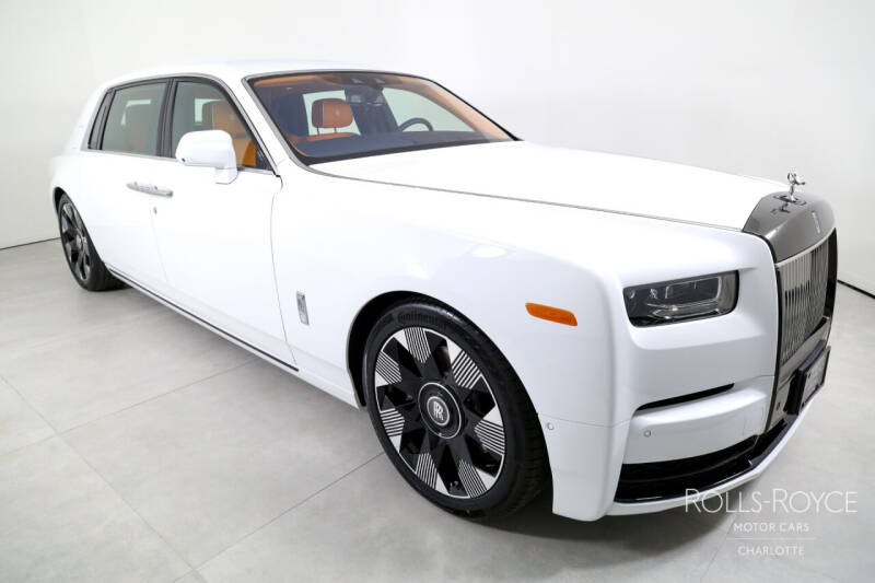 2024 Rolls-Royce Phantom EWB