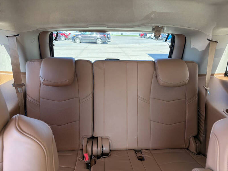 2016 Cadillac Escalade Platinum