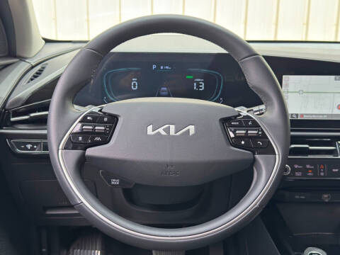 2024 Kia Niro EX