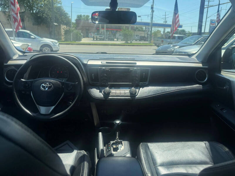 2015 Toyota RAV4 XLE
