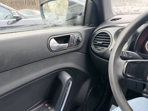 2013 Volkswagen Beetle 2.5L Entry PZEV