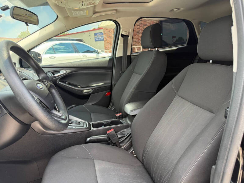 2017 Ford Focus SEL