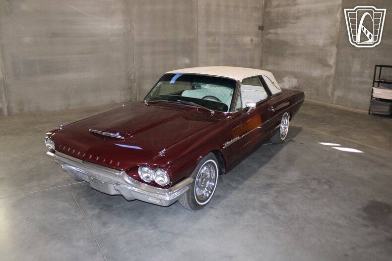 1964 Ford Thunderbird