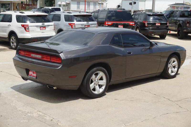 2014 Dodge Challenger SXT