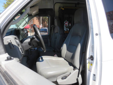 2013 Ford E-Series E-250