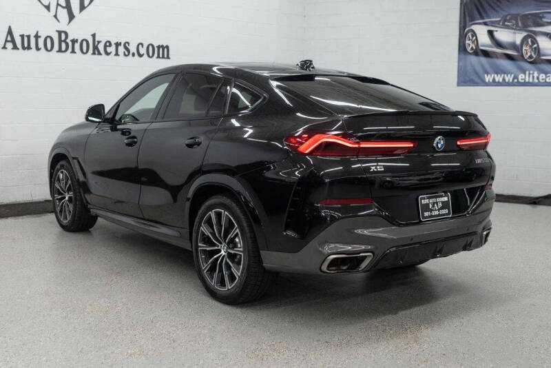 2022 BMW X6 M50i