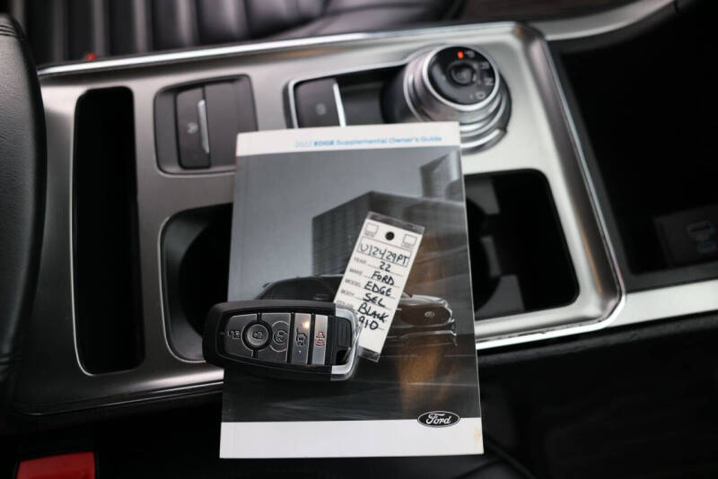 2022 Ford Edge SEL