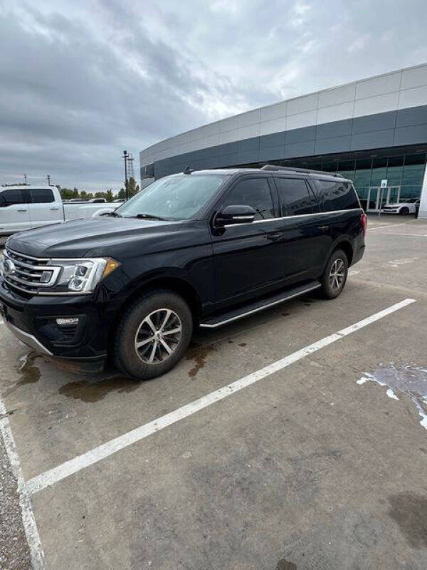 2020 Ford Expedition XLT's photo