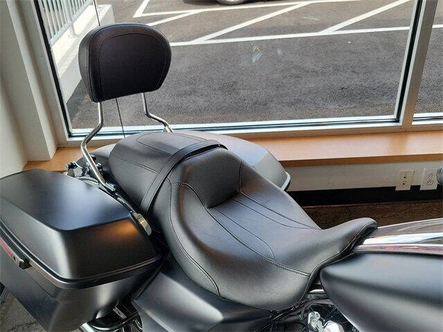 2022 Harley-Davidson Street Glide