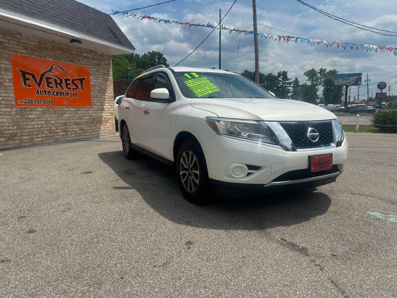 Used 2013 Nissan Pathfinder SV with VIN 5N1AR2MM1DC656307 for sale in Austintown, OH