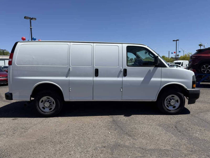2021 Chevrolet Express 2500
