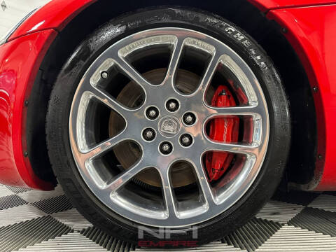 2004 Dodge Viper SRT-10