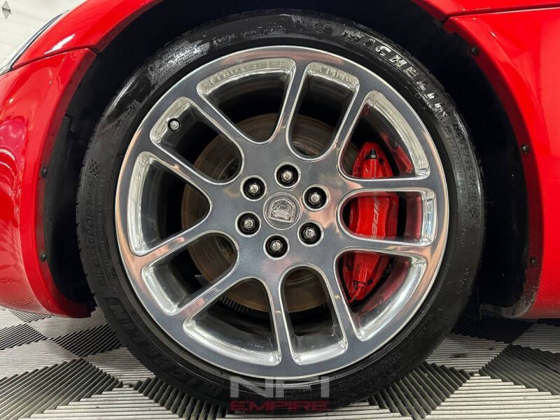 2004 Dodge Viper SRT-10