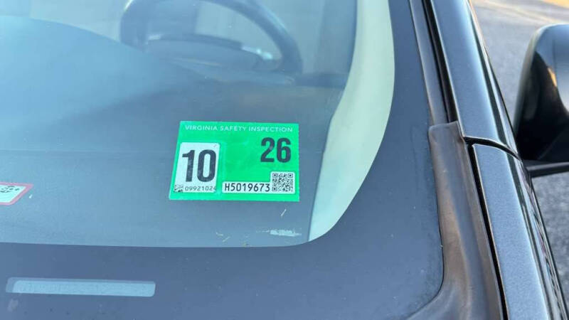 2014 Toyota Prius c Two