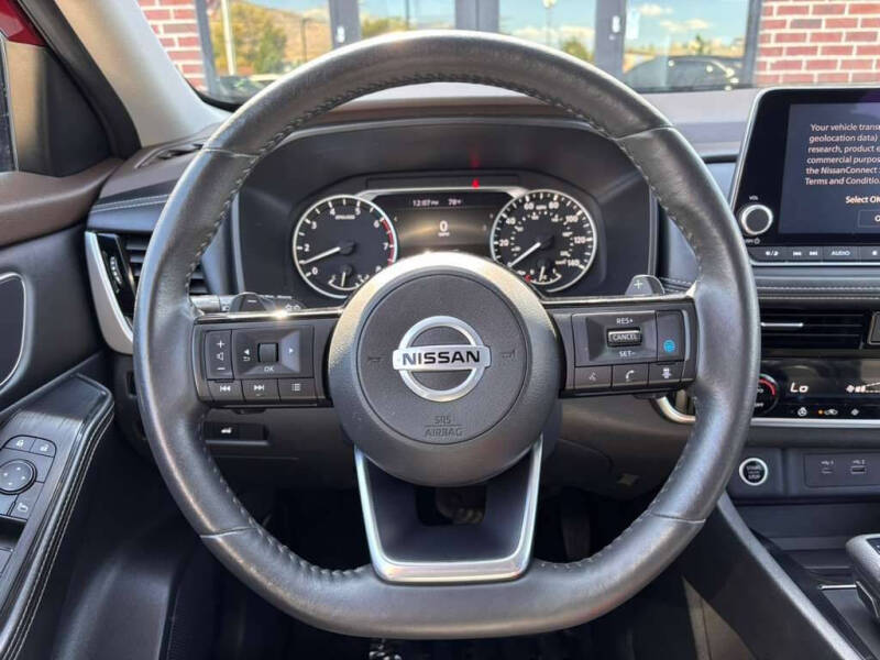 2021 Nissan Rogue SV