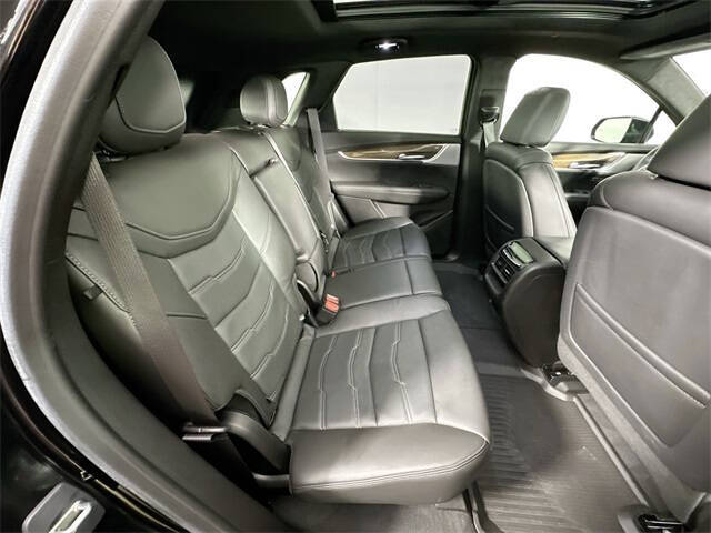 2024 Cadillac XT5 Sport