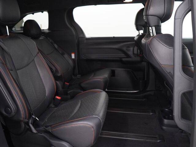2024 Toyota Sienna XSE 7-Passenger