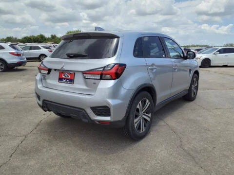 2020 Mitsubishi Outlander Sport SE
