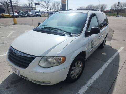 2007 Chrysler Town and Country for sale at MIDWAY CHRYSLER DODGE JEEP RAM in Kearney NE