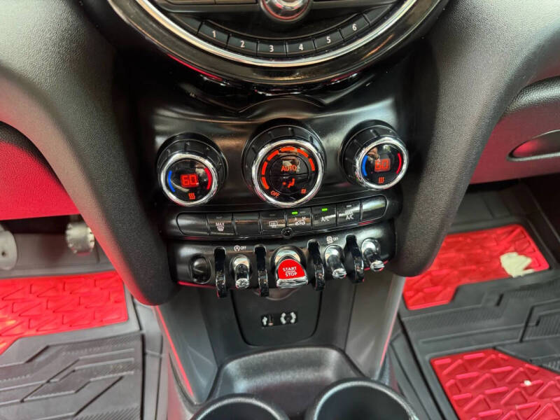 2016 MINI Hardtop 4 Door Cooper