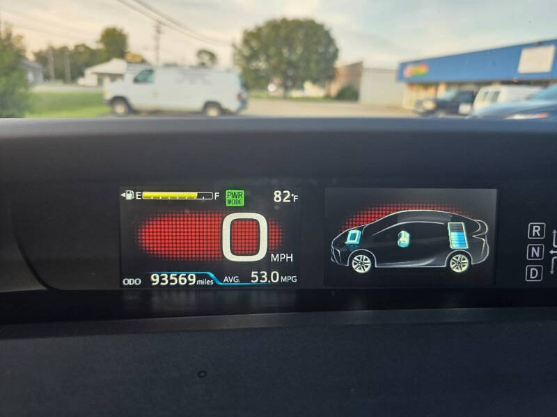 2019 Toyota Prius LE