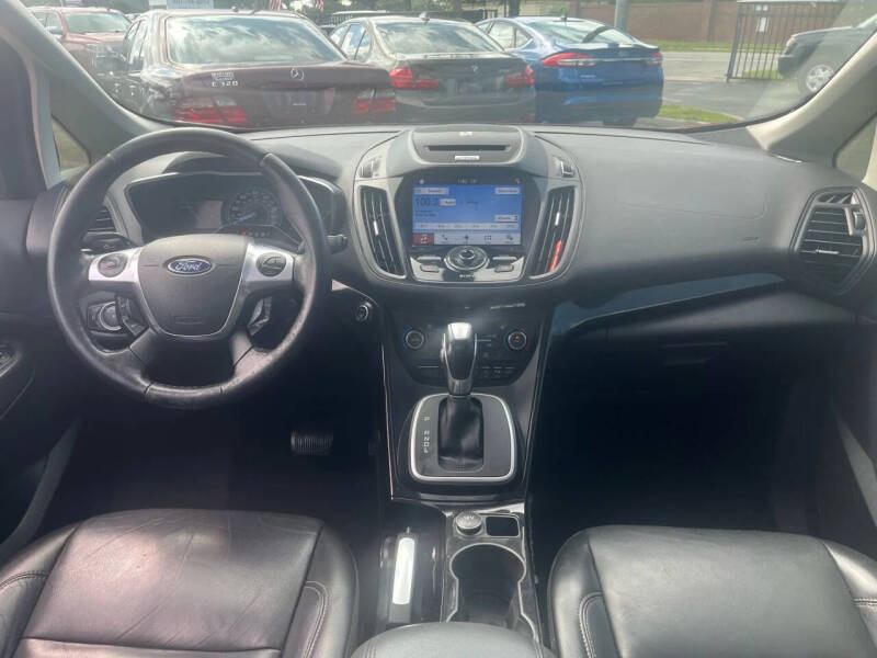 2017 Ford C-MAX Hybrid Titanium