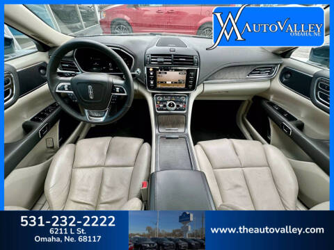 2017 Lincoln Continental Select