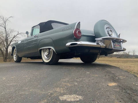 1956 Ford Thunderbird