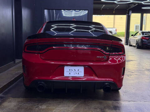 2015 Dodge Charger SRT Hellcat