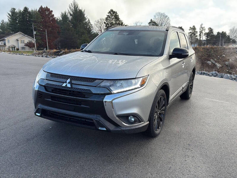 2020 Mitsubishi Outlander SE
