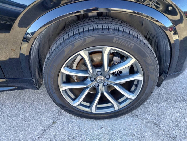 2019 Volvo XC90 T5 Momentum