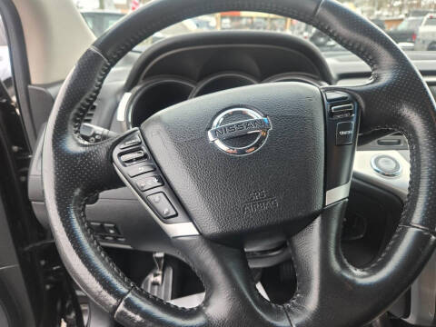 2011 Nissan Murano LE