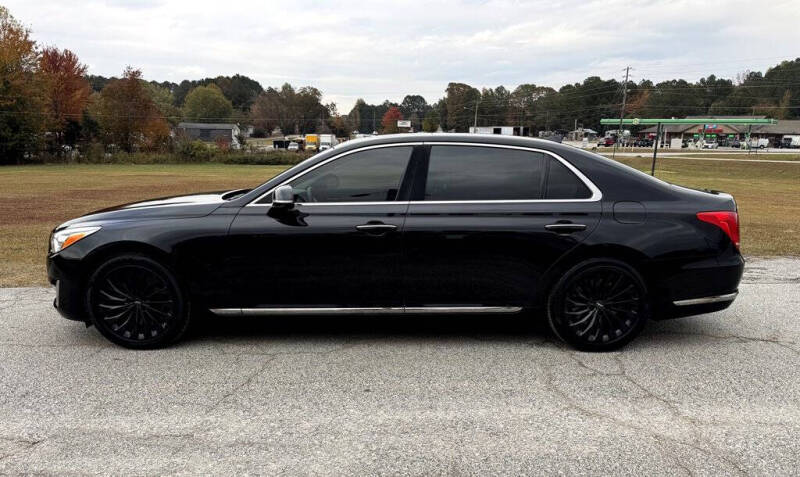 2018 Genesis G90