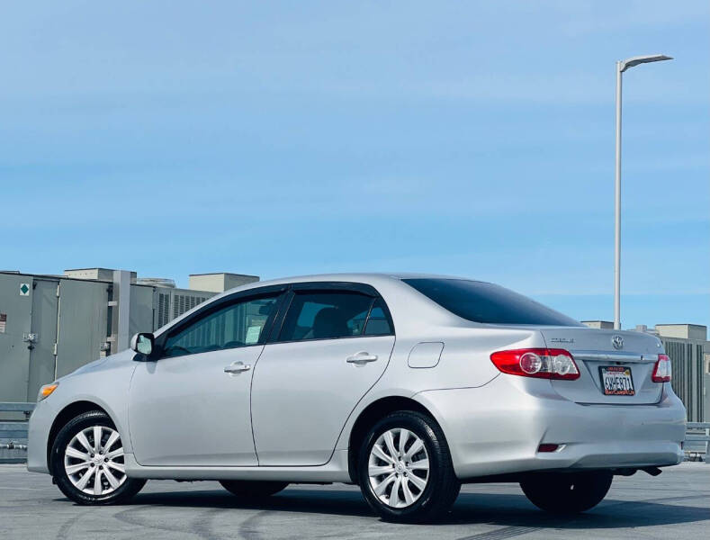 2012 Toyota Corolla S photo 7