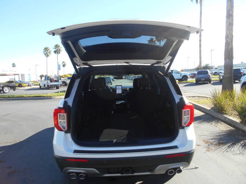 2021 Ford Explorer Platinum