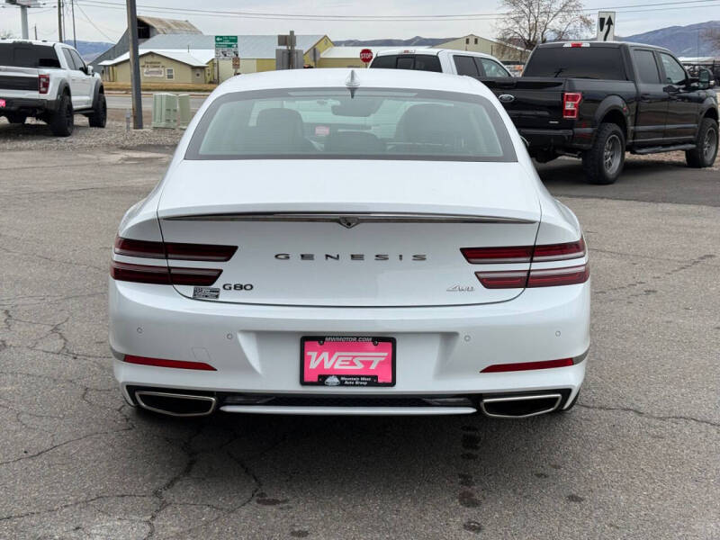 2023 Genesis G80