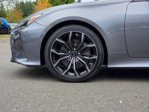 2016 Lexus RC 200t