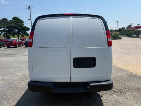 2021 Chevrolet Express 2500