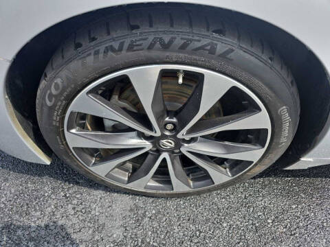 2017 Nissan Maxima 3.5 SR