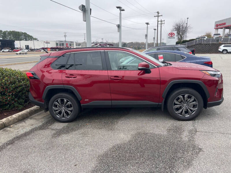 2025 Toyota RAV4 Hybrid XLE Premium