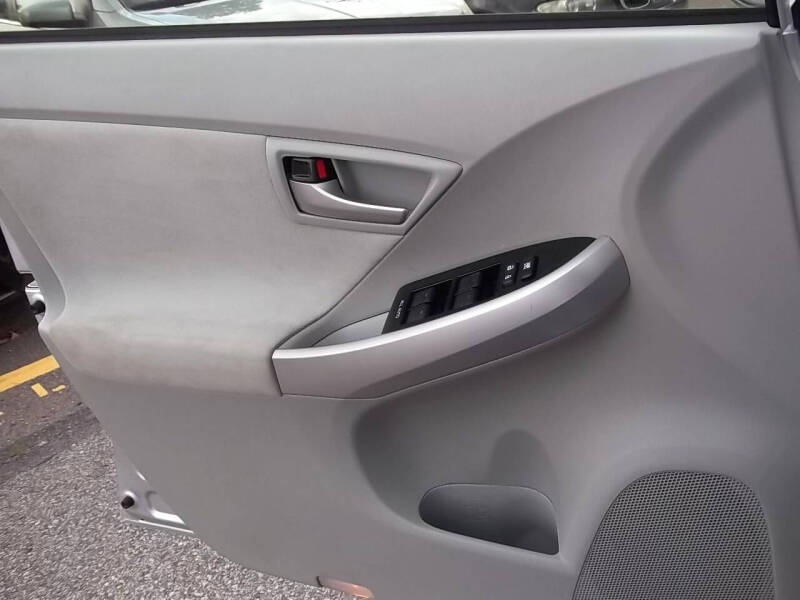 2015 Toyota Prius Three