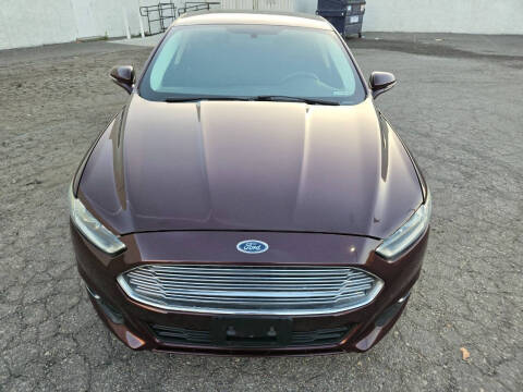 2013 Ford Fusion SE