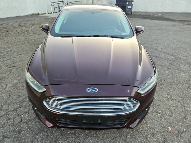 2013 Ford Fusion SE