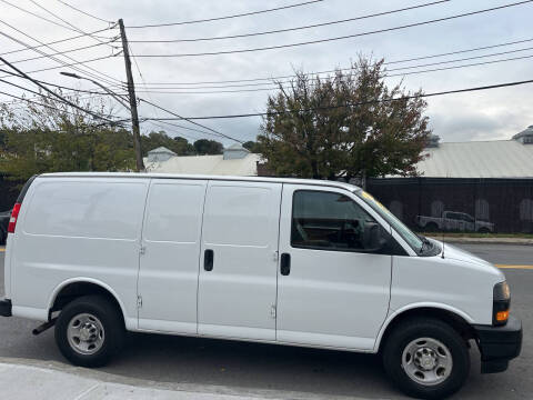 2020 Chevrolet Express 2500